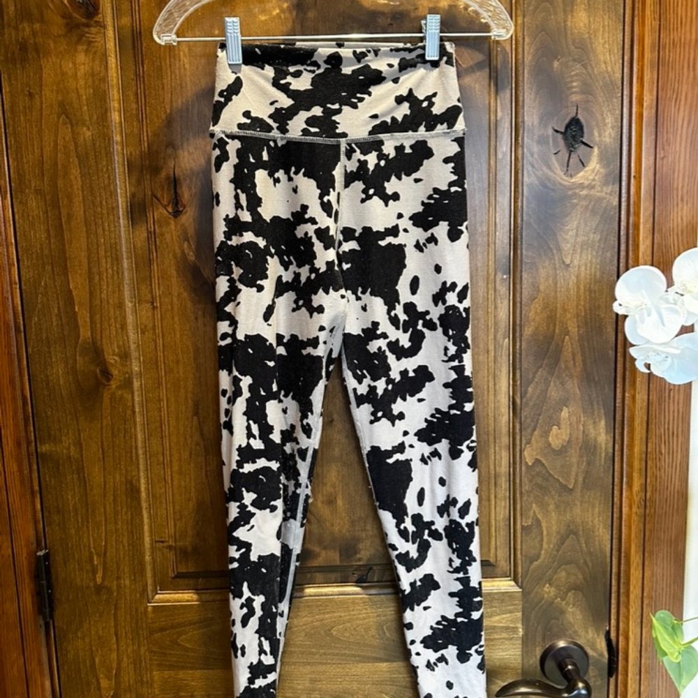 Sage Collective Active Wear Women's high rise 7/8 leggings tights